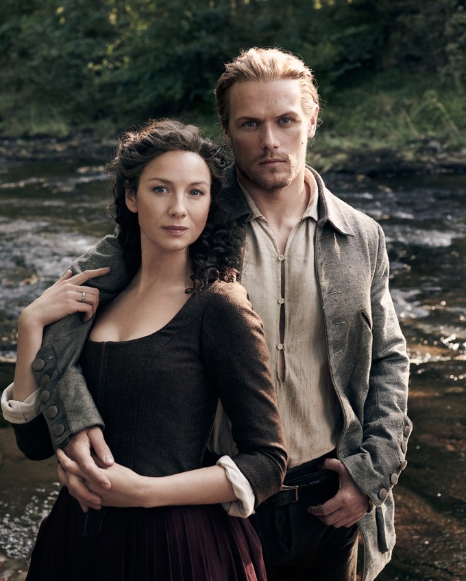 Caitriona & Sam Pose For Season 5 Promo