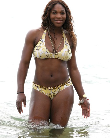 Serena Williams relaxing on Blackrock beach the day after winning the Australian Open Tennis Championship Title
Serena Williams at Blackrock beach, Melbourne, Australia - 28 Jan 2007