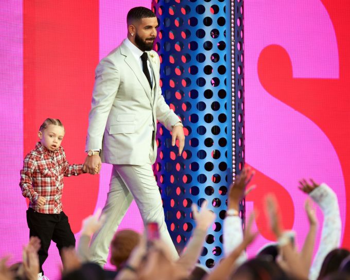 Drake & Adonis At 2021 Billboard Music Awards