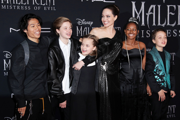 Angelina Jolie, Pax Jolie-Pitt, Shiloh Jolie-Pitt, Vivienne Jolie-Pitt, Knox Jolie-Pitt, Zahara Jolie-Pitt