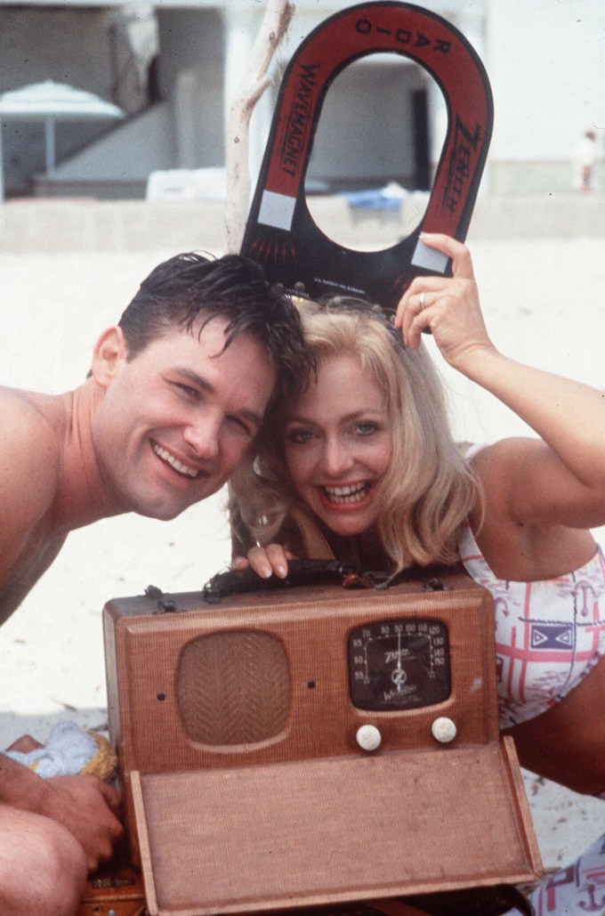 Goldie Hawn and Kurt Russell in a photo for ‘Swing Shift’