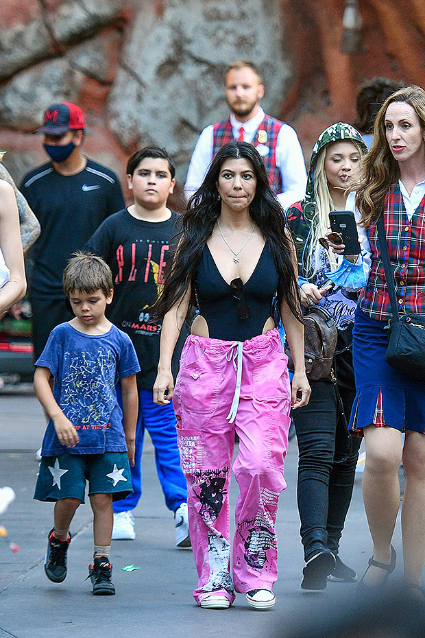 Kourtney Kardashian & Travis Barker