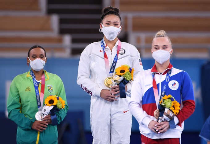 Suni Lee during the medal ceremony