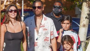 scott disick and amelia hamlin and his kids