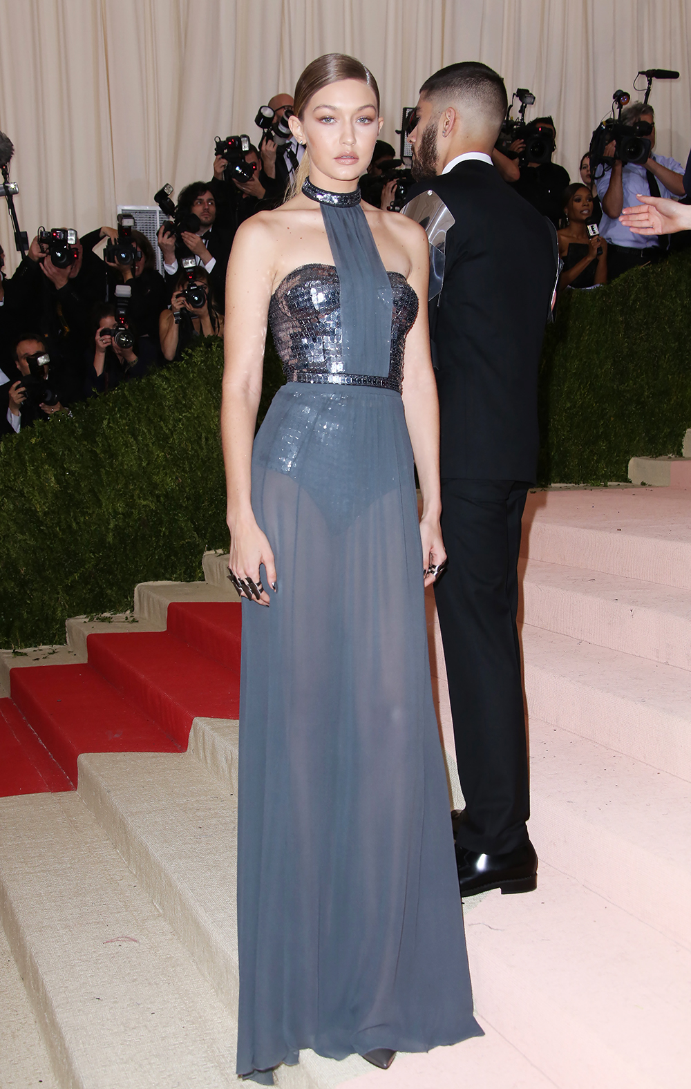 Gigi HadidThe Metropolitan Museum of Art's COSTUME INSTITUTE Benefit Celebrating the Opening of Manus x Machina: Fashion in an Age of Technology, Arrivals, The Metropolitan Museum of Art, NYC, New York, America - 02 May 2016WEARING TOMMY HILFIGER