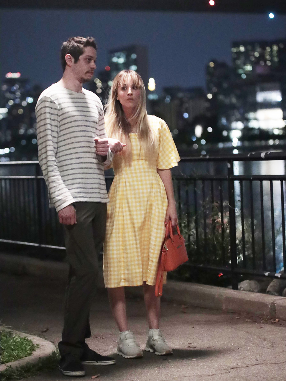 Pete Davidson and Kaley Cuoco filming “Meet Cute.”. 24 Aug 2021 Pictured: Pete Davidson and Kaley Cuoco. Photo credit: SteveSands/NewYorkNewswire/MEGA TheMegaAgency.com +1 888 505 6342 (Mega Agency TagID: MEGA781095_017.jpg) [Photo via Mega Agency]