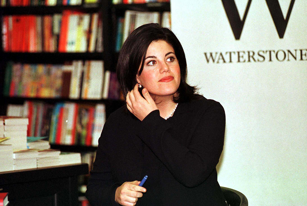 MONICA LEWINSKY BOOK SIGNING AT WATERSTONES, OXFORD, BRITAIN - 1999