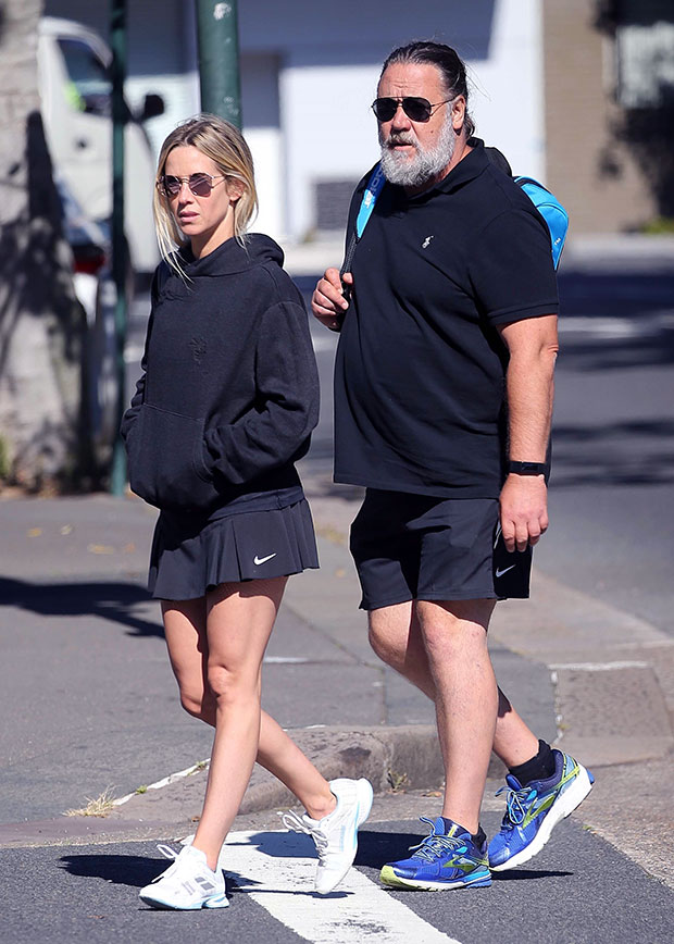 Russell Crowe & girlfriend Britney Theriot