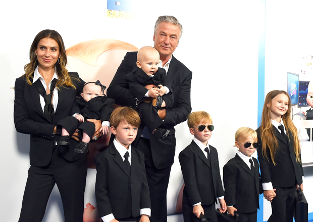 Hilaria & Alec Baldwin with their kids