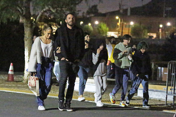 Ben Affleck, J.Lo & Kids