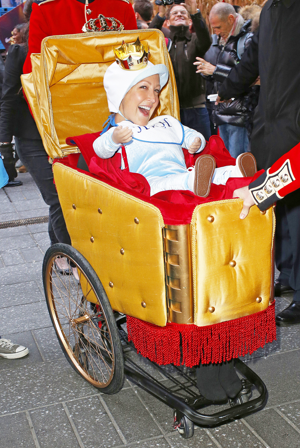 Lara Spencer dresses up as Royal Baby and gets pushed by Royal guards at Good Morning America's Halloween special in New York City.

Pictured: Lara Spencer
Ref: SPL879374 311014 NON-EXCLUSIVE
Picture by: SplashNews.com

Splash News and Pictures
USA: +1 310-525-5808
London: +44 (0)20 8126 1009
Berlin: +49 175 3764 166
photodesk@splashnews.com

World Rights