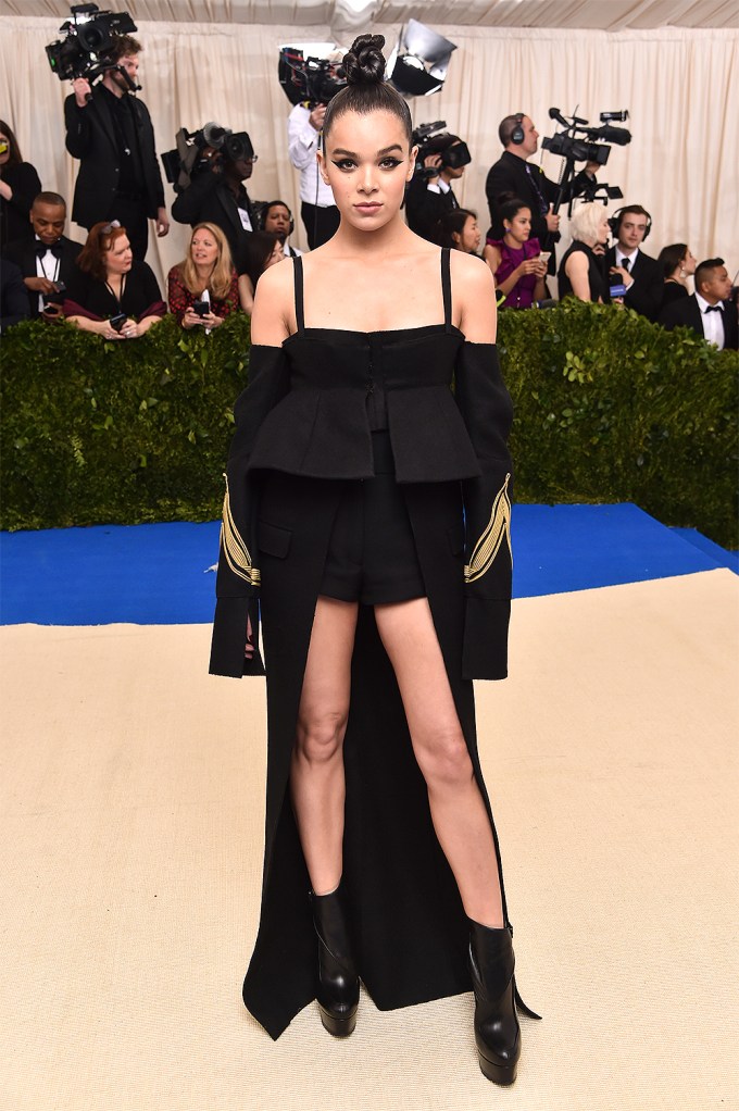 Hailee Steinfeld At The 2017 Met Gala