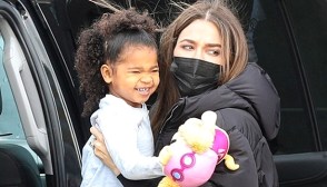 Khloe and True