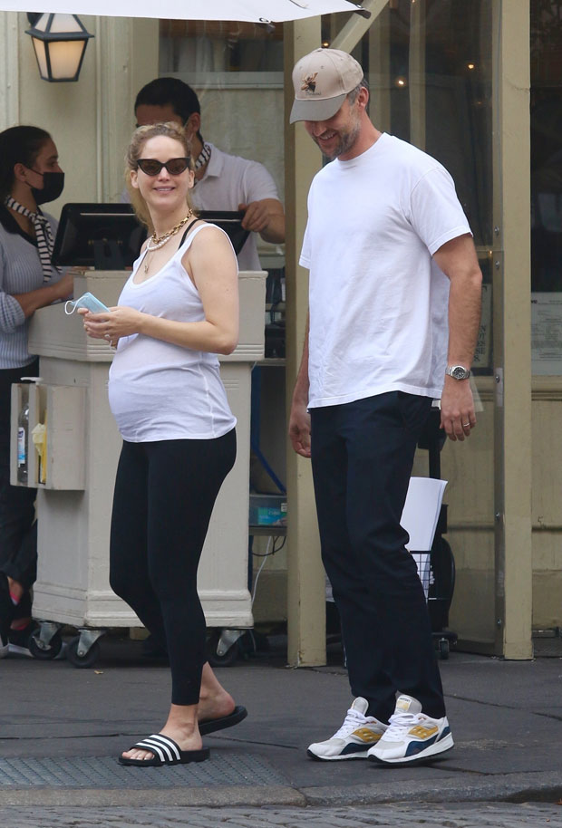 Jennifer Lawrence & Cooke Maroney