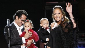 marc anthony and jennifer lopez with their twins