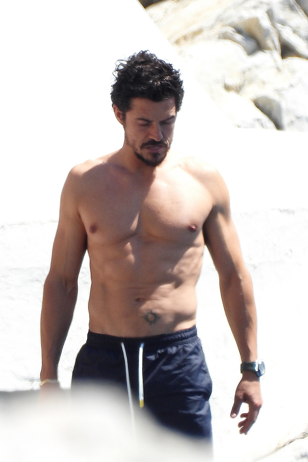 Antibes, FRANCE  - Shirtless Orlando Bloom, 46, displays his washboard abs at hotel Eden Roc in Cannes.

Pictured: Orlando Bloom

BACKGRID USA 27 MAY 2023 

BYLINE MUST READ: ML by Cobra Team / BACKGRID

USA: +1 310 798 9111 / usasales@backgrid.com

UK: +44 208 344 2007 / uksales@backgrid.com

*UK Clients - Pictures Containing Children
Please Pixelate Face Prior To Publication*