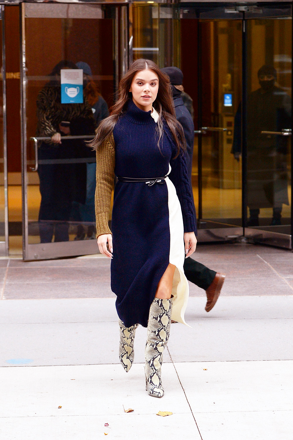 Hailee Steinfeld Hawkeye Press Looks