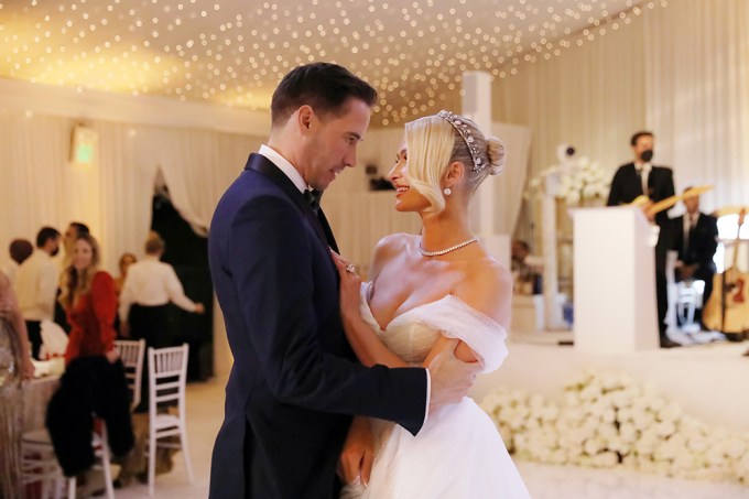 Paris Hilton and Carter Reum’s First Dance