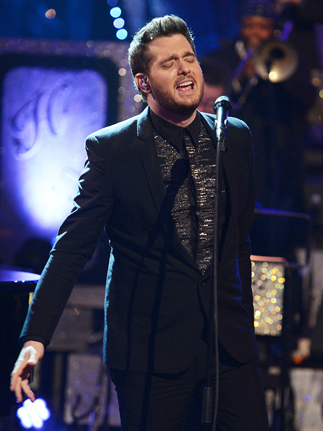 Thanksgiving Songs Perfect For Your Dinner Playlist