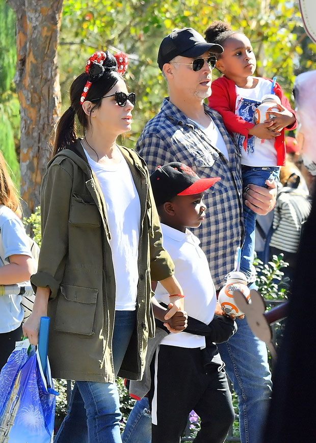 Sandra Bullock, Bryan Randall, and kids