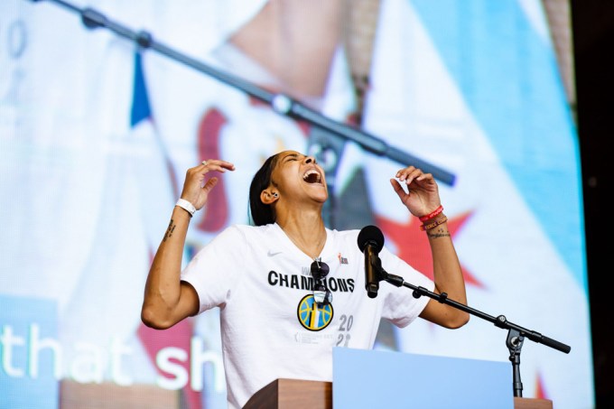 Candace Parker At The Chicago Sky Championship Parade