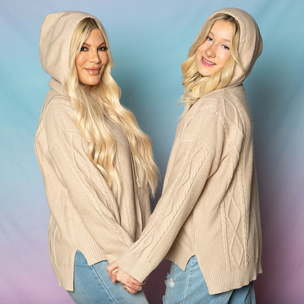 Tori Spelling & Stella McDermott 