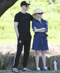 Reese Witherspoon and husband Jim Toth
Reese Witherspoon out and about, Los Angeles, USA - 01 Feb 2020