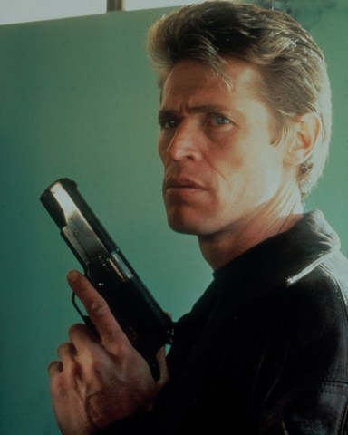 Editorial use only. No book cover usage.Mandatory Credit: Photo by Moviestore/Shutterstock (1634632a)White Sands,  Willem DafoeFilm and Television