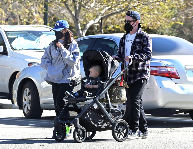 Macaulay Culkin & Brenda Song at the LA Zoo