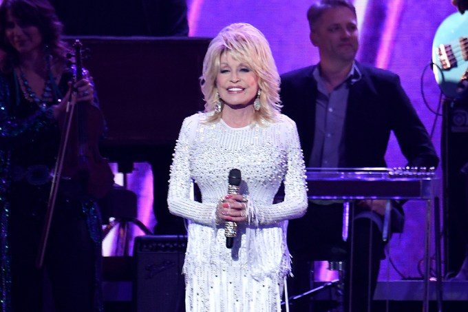 Dolly Parton at the 2019 CMA Awards