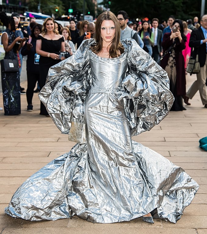 Julia Fox At The New York Ballet 2022 Fall Fashion Gala