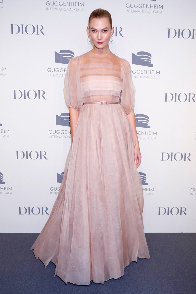 Karlie Kloss in light pink