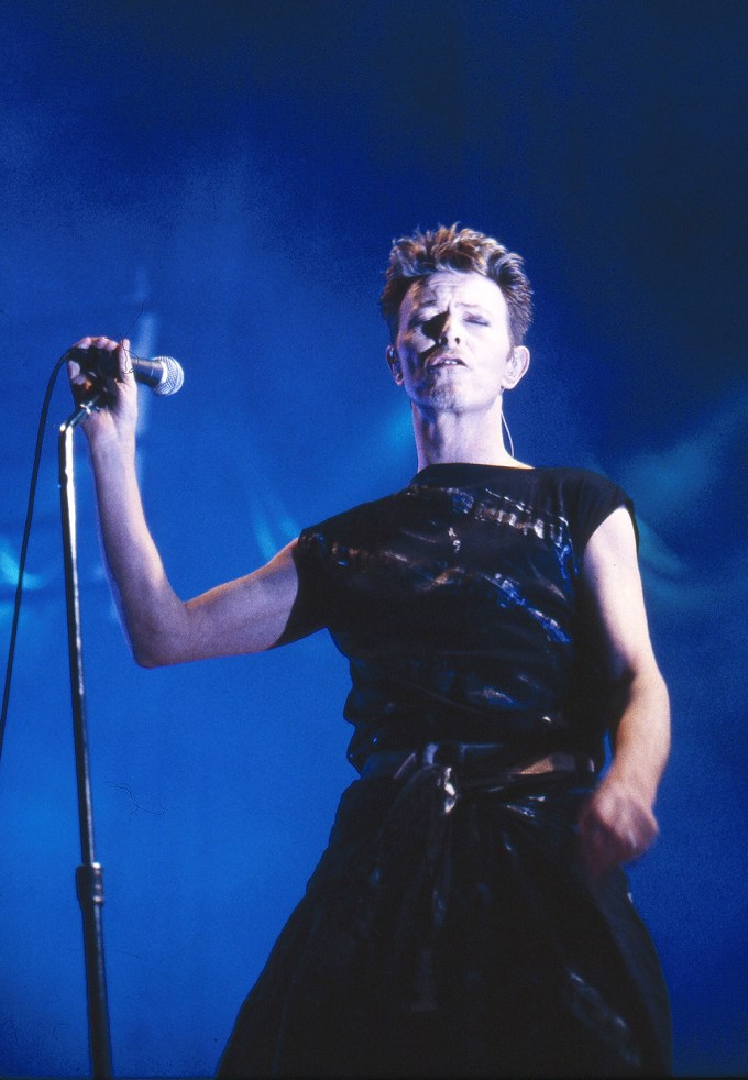 David Bowie Plays London in 1995