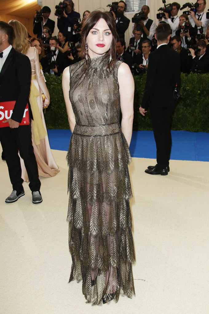 Frances Bean Cobain At The 2017 MET Gala