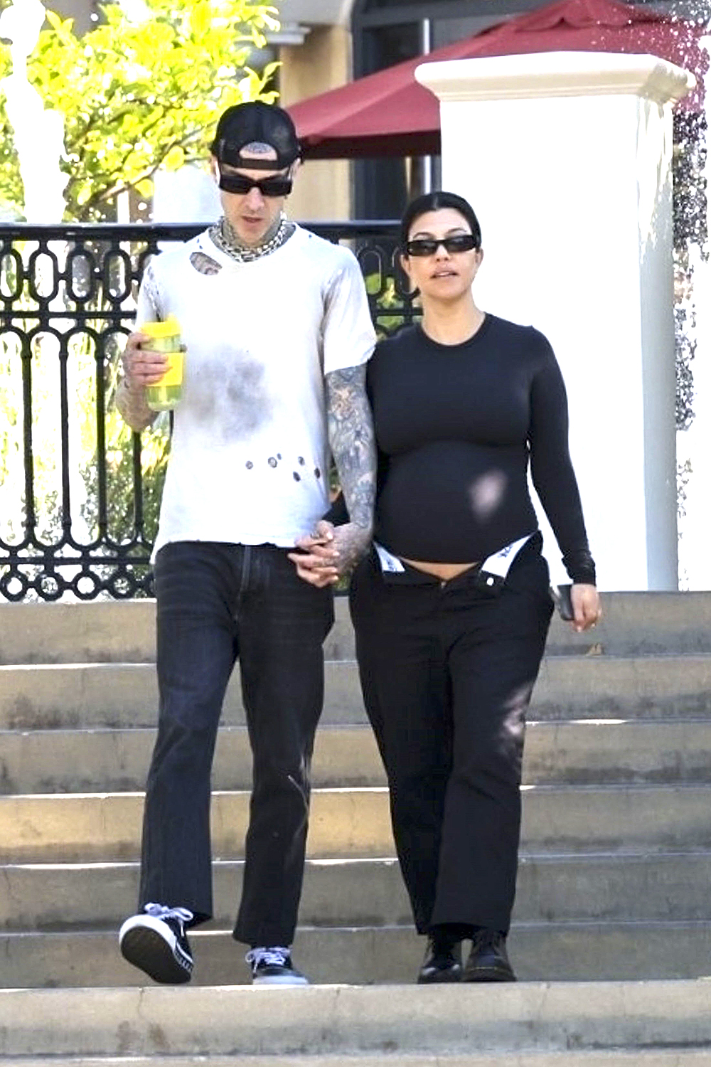 *EXCLUSIVE* Kourtney Kardashian and Travis Barker's Calabasas coffee run