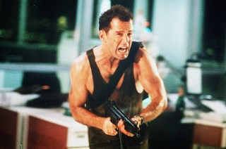 Editorial use only. No book cover usage.
Mandatory Credit: Photo by 20th Century Fox/Kobal/Shutterstock (5884604o)
Bruce Willis
Die Hard - 1988
Director: John McTiernan
20th Century Fox
USA
Scene Still
Action/Adventure
Piège de cristal