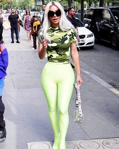 Kim Kardashian and his daughter North West out and about during the Paris fashion week on July 5, 2022 in Paris, France. Photo by ABACAPRESS.COMPictured: Kim KardashianRef: SPL5324116 050722 NON-EXCLUSIVEPicture by: AbacaPress / SplashNews.comSplash News and PicturesUSA: +1 310-525-5808London: +44 (0)20 8126 1009Berlin: +49 175 3764 166photodesk@splashnews.comUnited Arab Emirates Rights, Australia Rights, Bahrain Rights, Canada Rights, Greece Rights, India Rights, Israel Rights, South Korea Rights, New Zealand Rights, Qatar Rights, Saudi Arabia Rights, Singapore Rights, Thailand Rights, Taiwan Rights, United Kingdom Rights, United States of America Rights