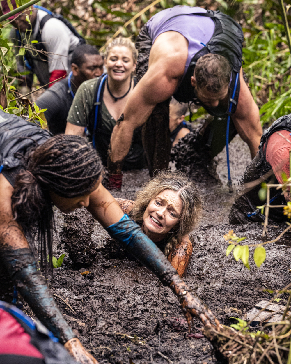 “This Is Not My Comfort Zone” – The nine celebrities set up a shelter in the Panama jungle, only to have host Mauro Ranallo divide them into two teams to embark on their first intense, muddy adventure challenge. When one celebrity finds herself in danger as she continues to sink into the mud bog, she must put her faith in a teammate to reach safety, on the series premiere of BEYOND THE EDGE, Wednesday March 16 (9:00-10:00 PM, ET/PT) on the CBS Television Network, and available to stream live and on demand on Paramount+*Pictured (L-R): Paulina Porizkova.Photo: Robert Voets/CBS ©2021 CBS Broadcasting, Inc. All Rights Reserved.