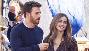 chris evans, ana de armas