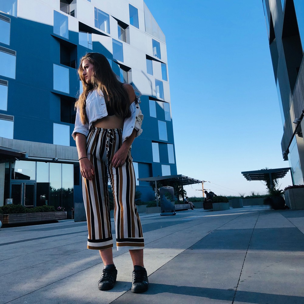 Top Woman’s Striped Pants