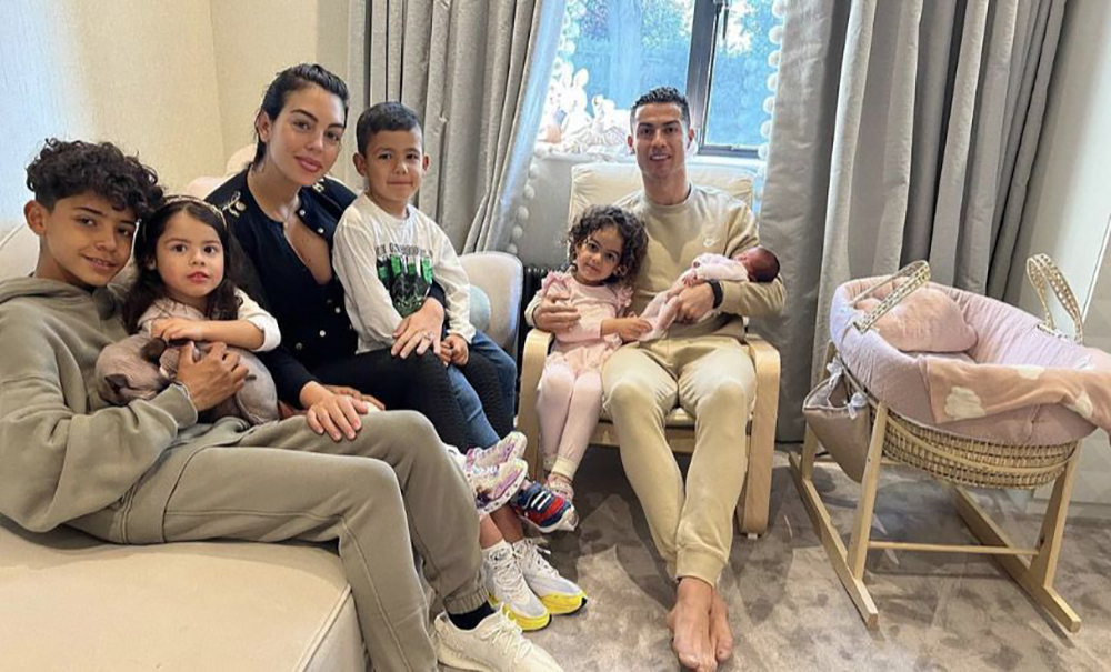 Cristiano Ronaldo shares Family photo with New Born Baby Girl, Manchester, UK - 21 Apr 2022