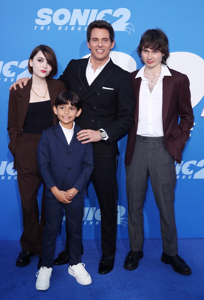 James Marsden with his kids at the ‘Sonic the Hedgehog 2’ premiere