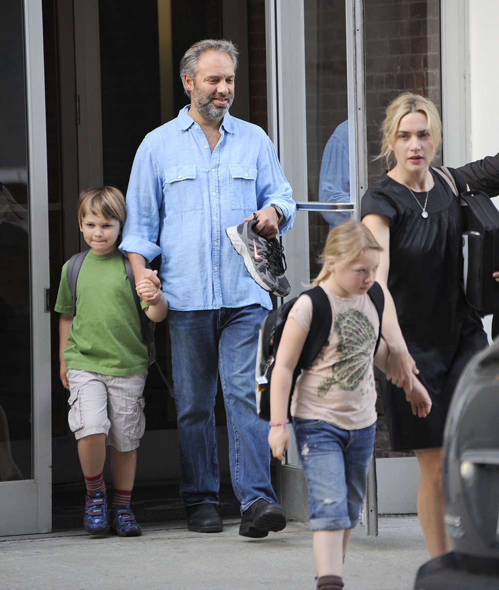 Kate Winslet with her daughter Mia, son Joe and ex husband Sam Mendes out running errands in New York City.

Pictured: 
Ref: SPL170702 080410 NON-EXCLUSIVE
Picture by: SplashNews.com

Splash News and Pictures
USA: +1 310-525-5808
London: +44 (0)20 8126 1009
Berlin: +49 175 3764 166
photodesk@splashnews.com

World Rights