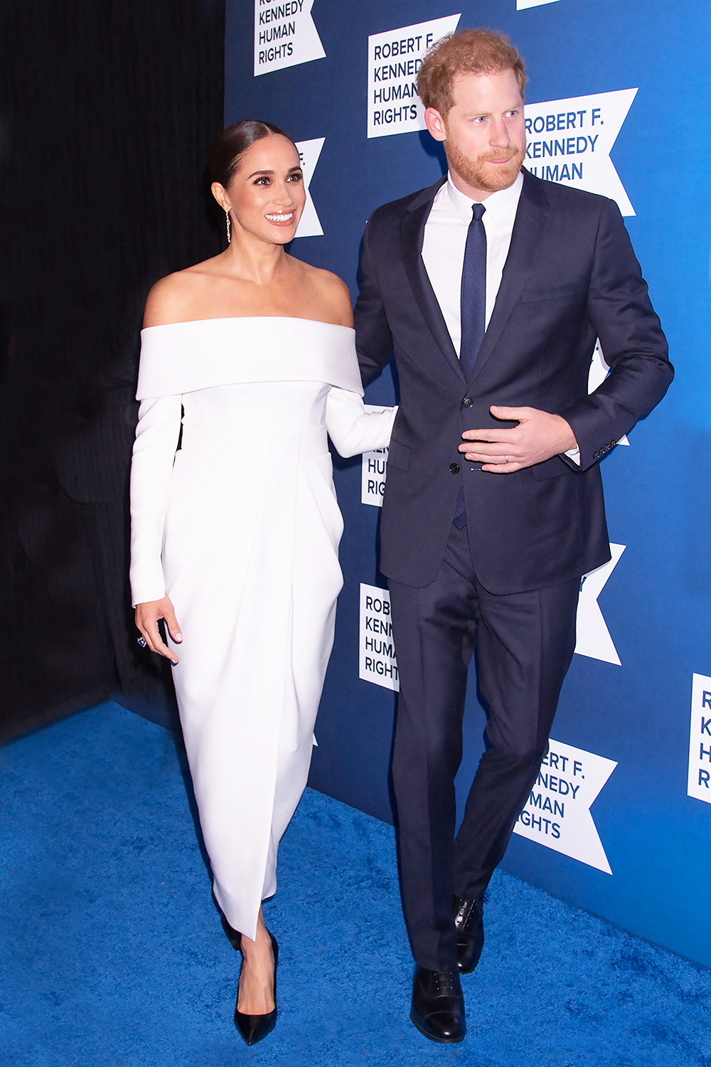 Prince Harry And Meghan Markle Attend Ripple Of Hope Gala Hilton Hotel, NY. 06 Dec 2022 Pictured: Prince Harry, Meghan Markle. Photo credit: Mayer RCF / MEGA TheMegaAgency.com +1 888 505 6342 (Mega Agency TagID: MEGA924100_001.jpg) [Photo via Mega Agency]