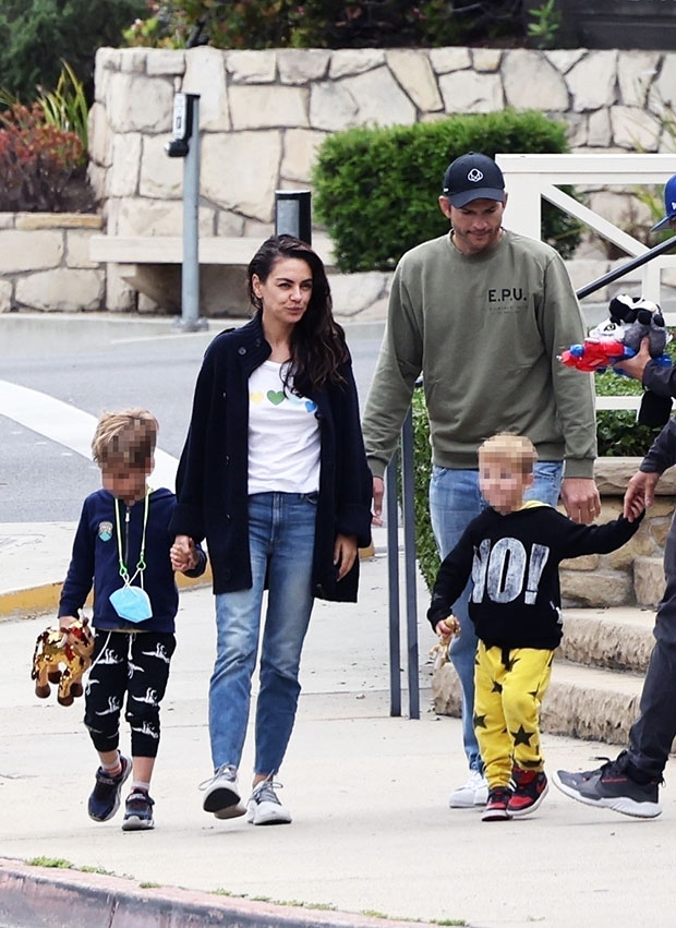 Mila Kunis, Ashton Kutcher, Kids