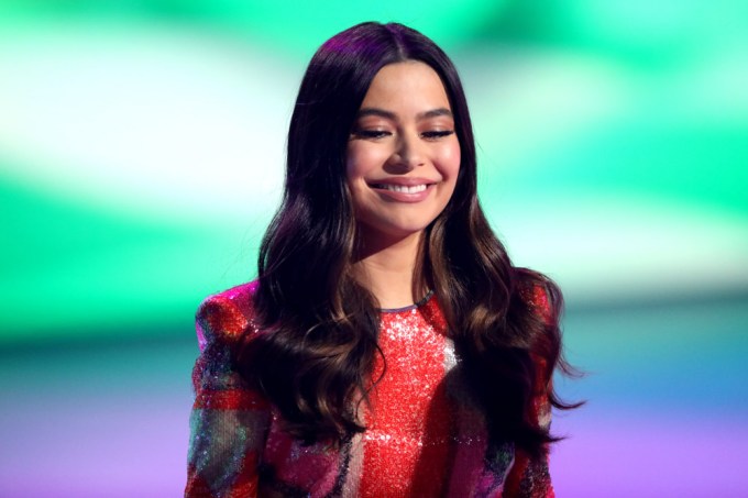 Miranda Cosgrove Smiles In 2022