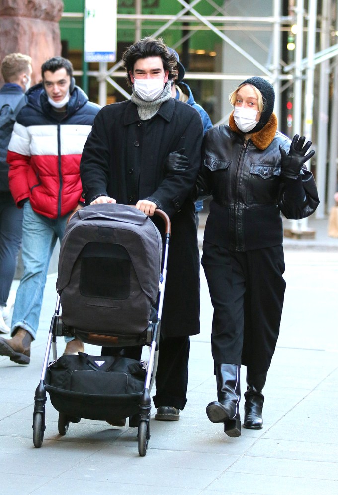 Chloe Sevigny and Sinisa Mackovic go on a walk with their son