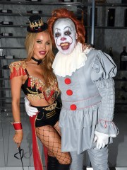 Lisa Hochstein, Lenny HochsteinLisa Hochstein Halloween Ball, Miami Beach, USA - 28 Oct 2017