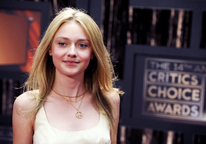 Dakota Fanning at the 2009 Critics Choice Awards