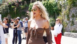 Khloe Kardashian May 21 2022 Italy